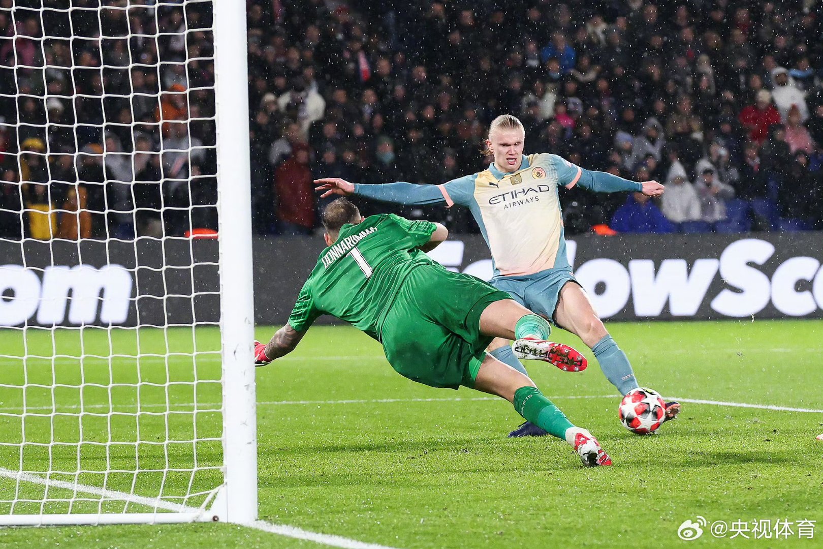 开云APP-切尔西轻取巴黎圣日耳曼，哈兰德梅开二度欧冠