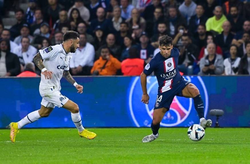 切尔西轻取巴黎圣日耳曼，哈兰德梅开二度欧冠