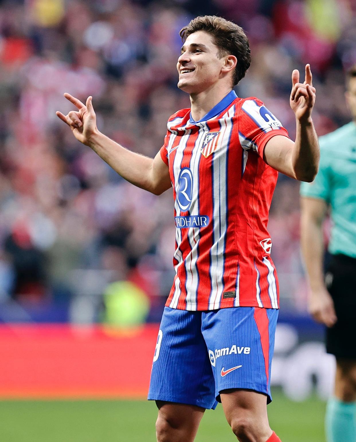 开云体育-马竞险胜曼城，内马尔补时绝平德甲