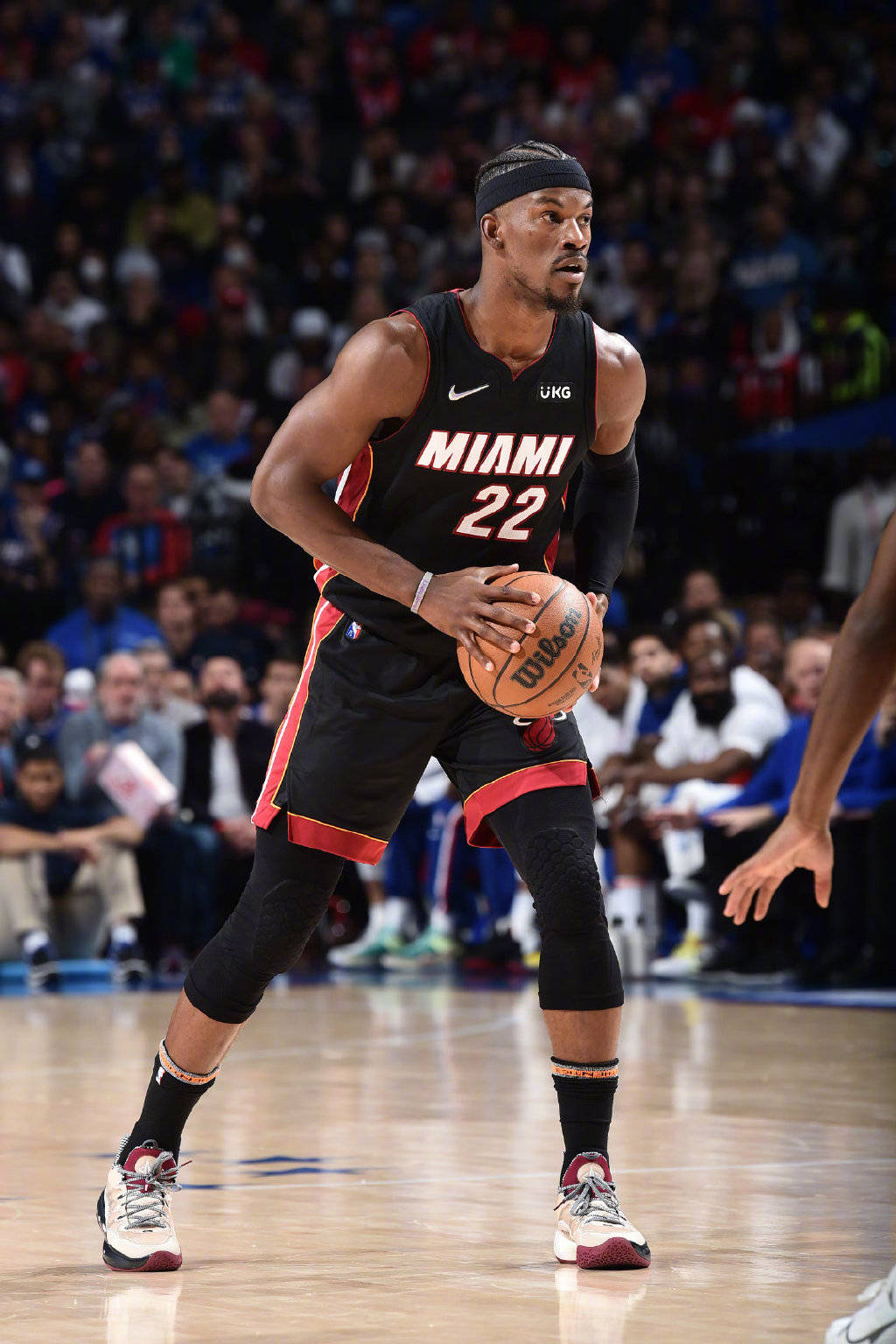 开云体育入口-西部热火队主场告捷，领先优势继续扩大的简单介绍